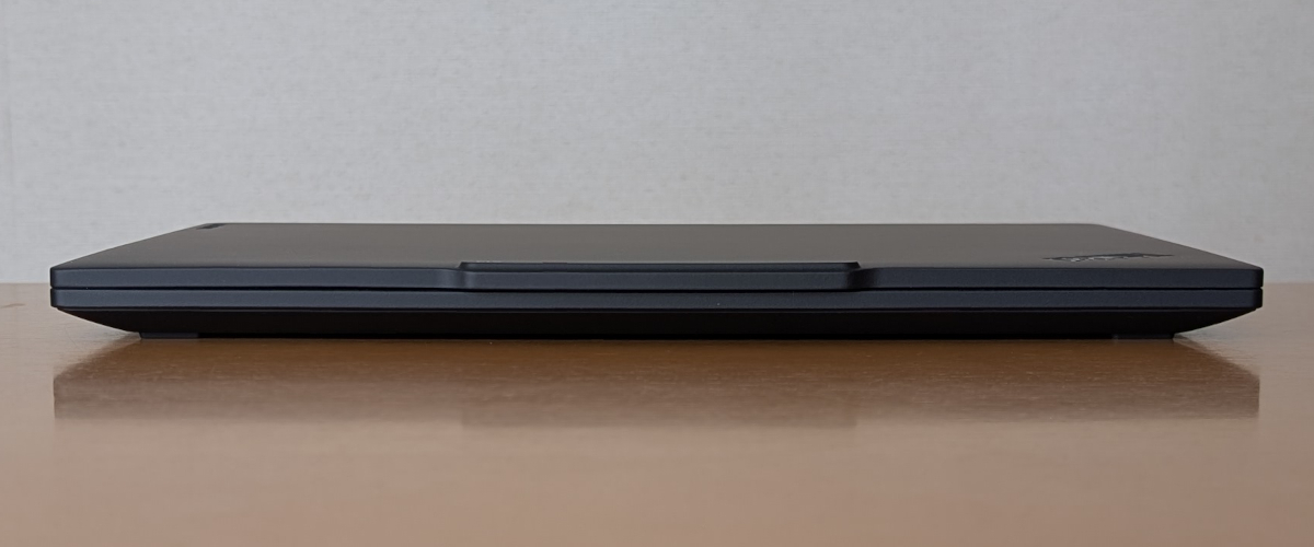 Lenovo ThinkPad X13 Gen 6(13.3型 Intel) 前面
