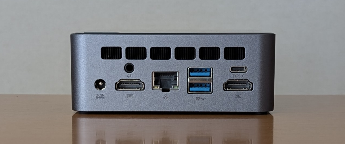 GMKtec NucBox M3 Ultra 背面