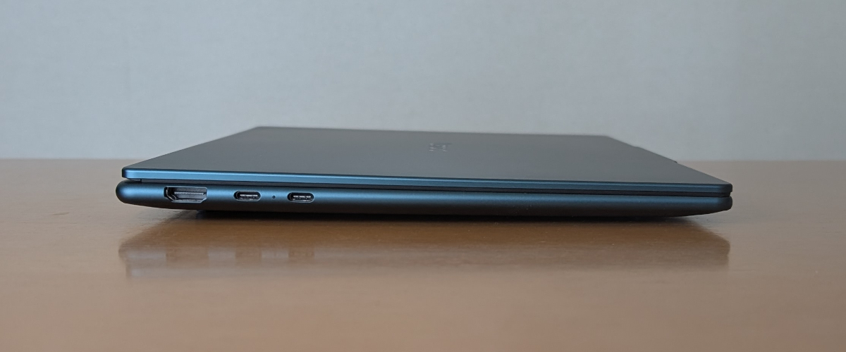 Lenovo Yoga Slim 7 Gen 10(14型 AMD) 左側面