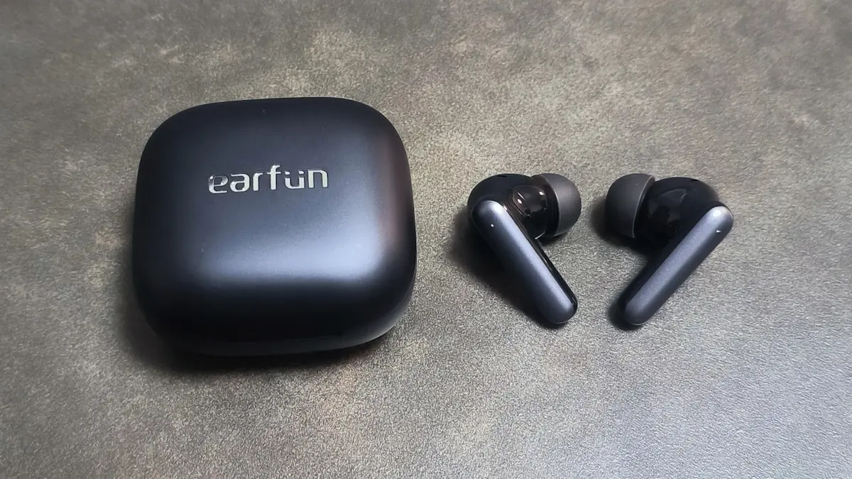 EarFun-Air-Pro-4i