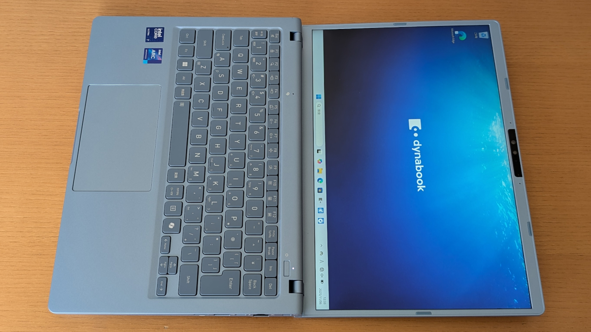 dynabook GR/ZZ ヒンジ最大開口