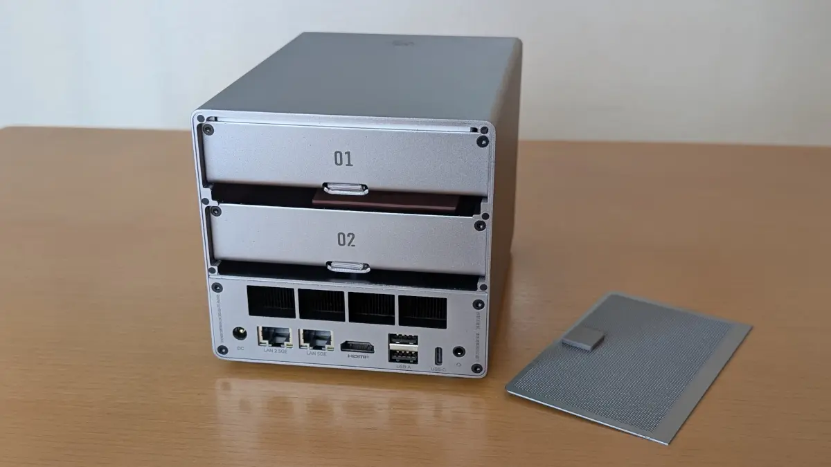 Beelink ME Pro 背面