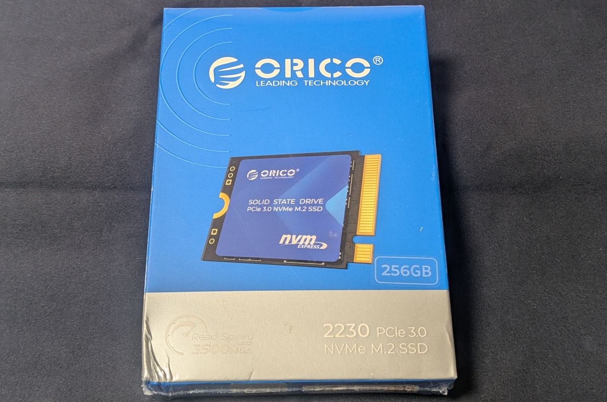 ORICO 8-IN-1 ドッキングステーション MG7 別途購入したSSD