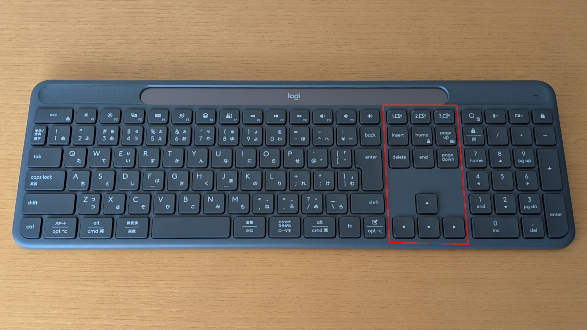 Logicool Signature Slim Solar+ K980